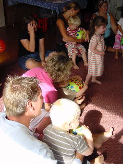 samen met pappa naar Gymbaroo (mamma en Kirsten waren er ook)